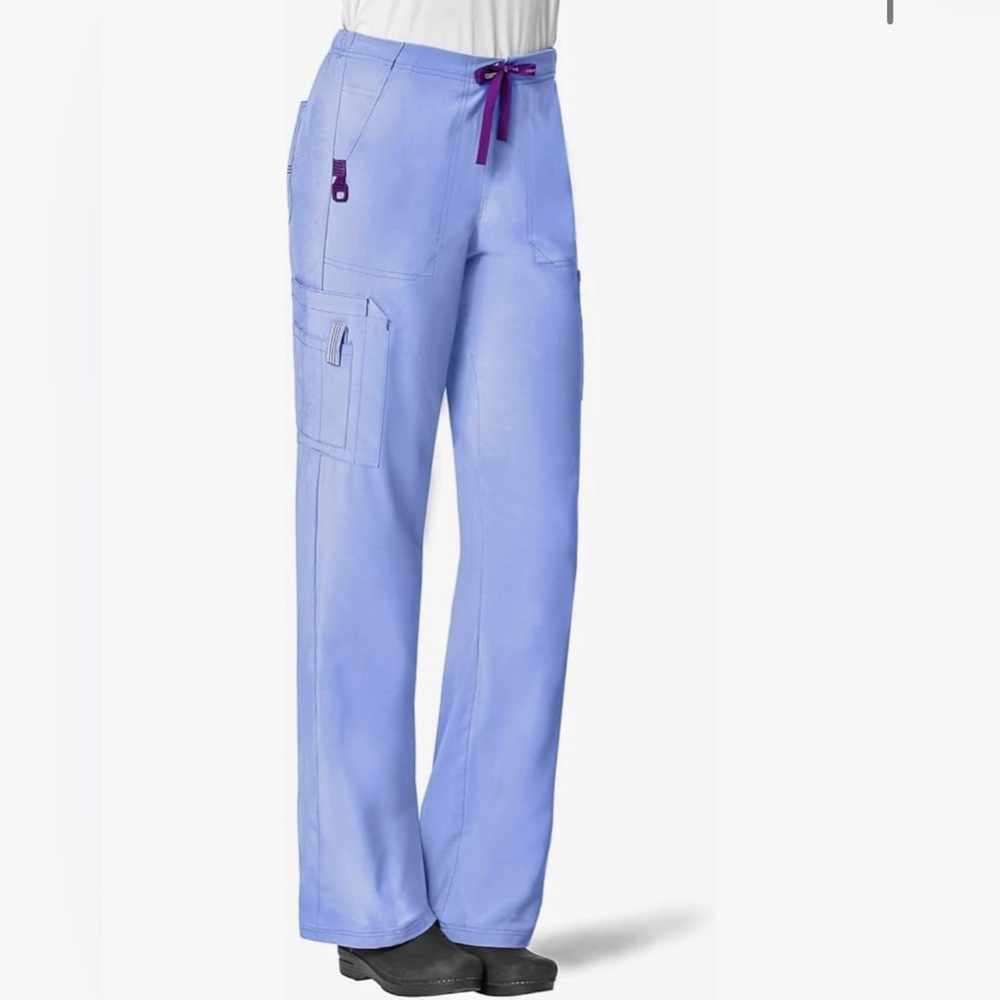 Women’s Carhartt scrub pants